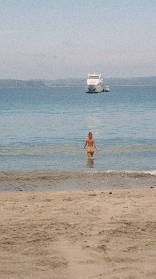 10001798339f1af3a68092285b