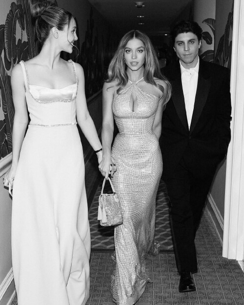 10001800384b51746656a17715