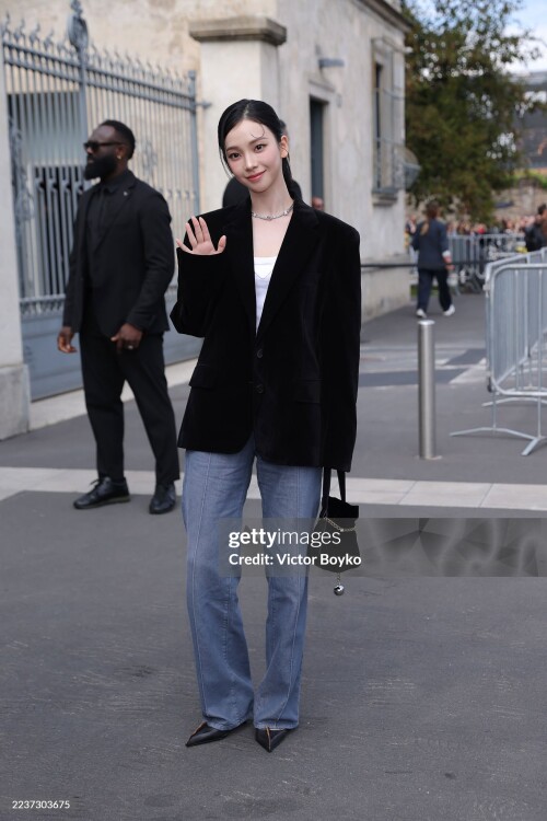 1000180139e5f9ae8ee097e515