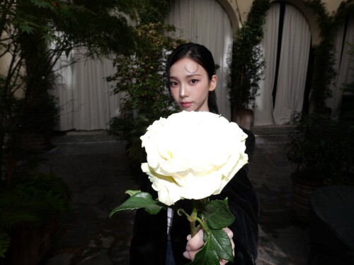 10001804492700bac7306be77c