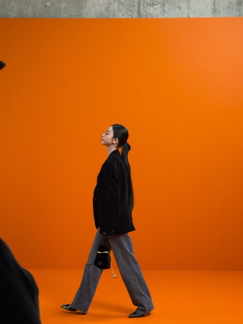 10001804572034b138a32296c4