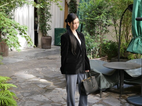 10001804766e467fbc217d19a5