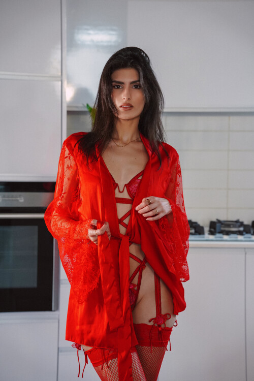 1000180521b8b51c2a1e530e26