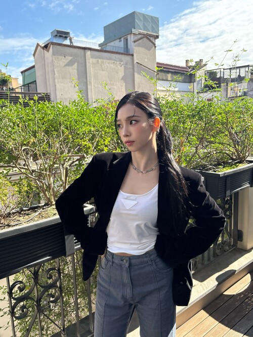 1000180670e903e215497845db