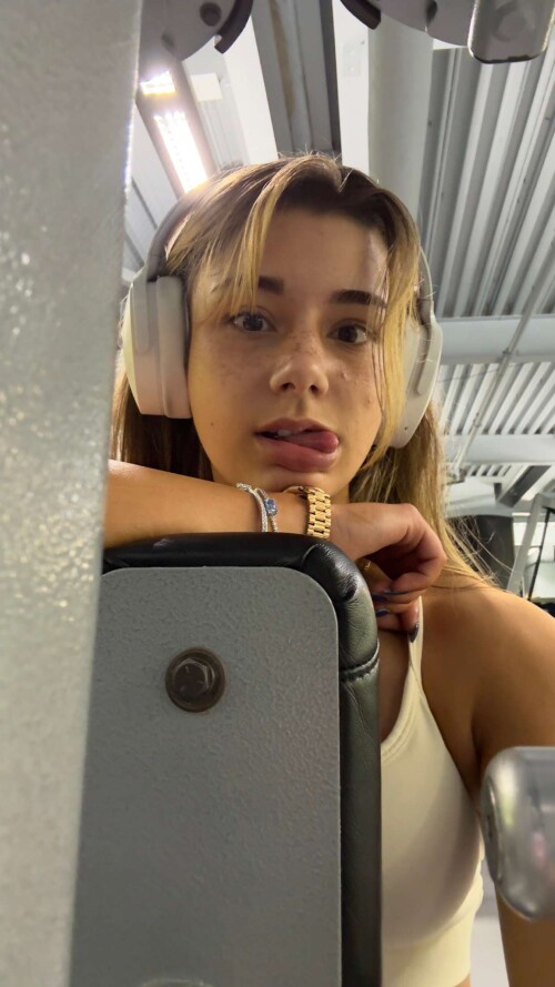 1000180918c1c702fbb813dae6