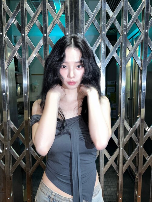 1000180926516eb08ae5d4975d