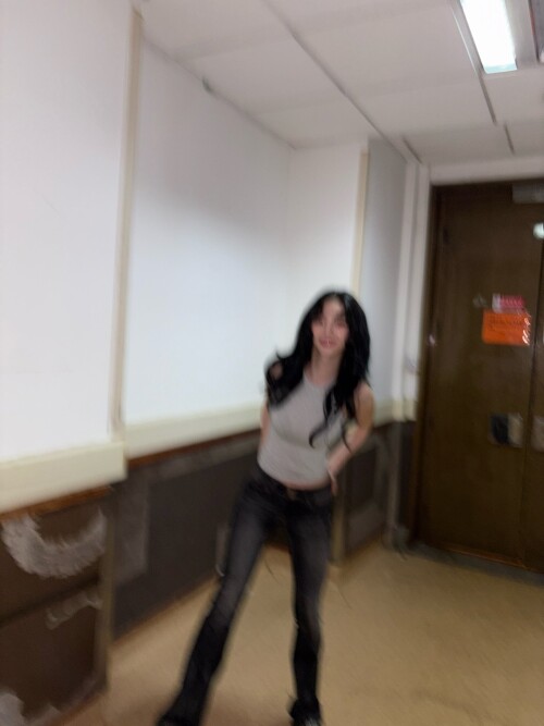 10001809383c867d4c88795246