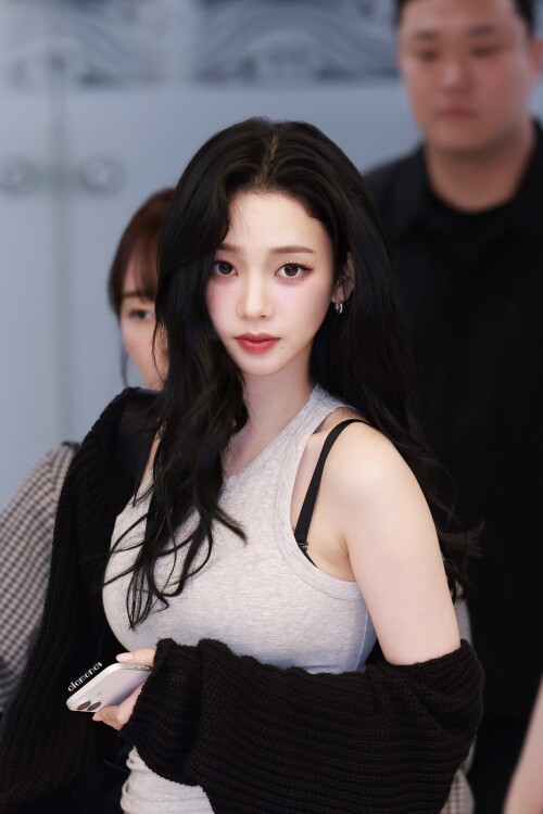 100018101739f371d160f7c558