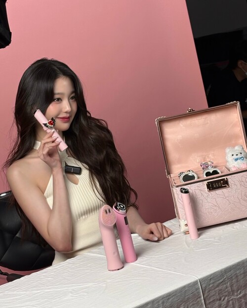 10001814575a12cc8dc200bad8