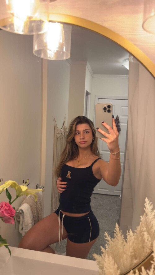 10001853212c4f96123d85500e