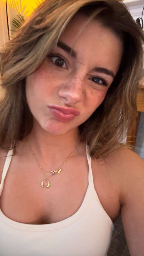 1000187496702bccc4737f27ad