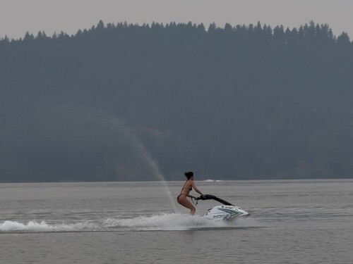 100018976121f598af3458f70f