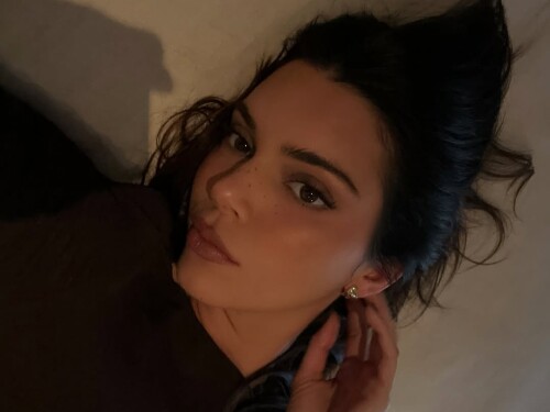 10001897621b375614326daf67