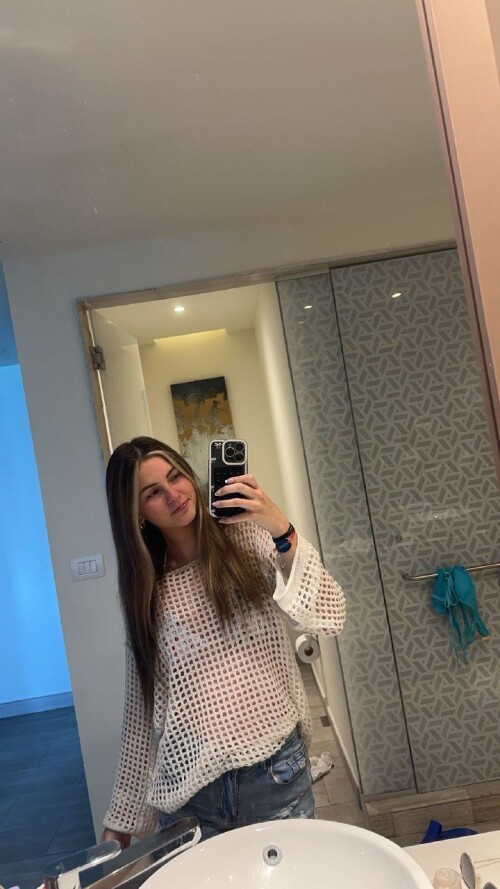 1000193678c97feaf6eb752ce4