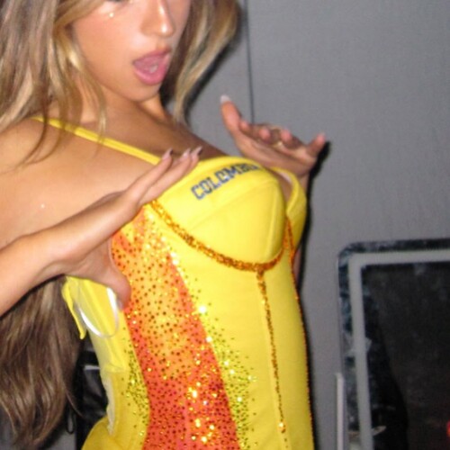 10001963878803db26ead0c9b9