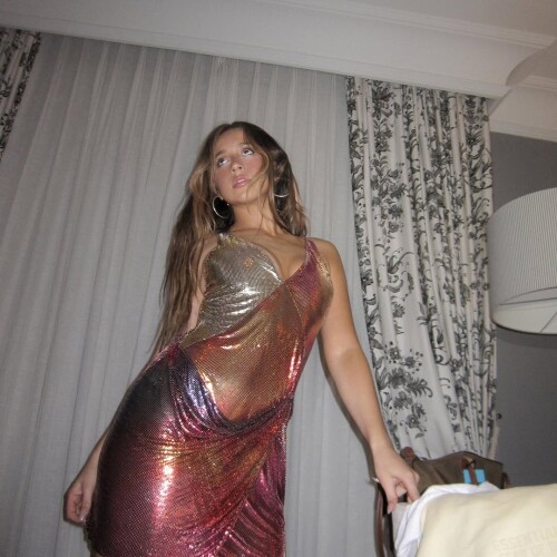 10001975746be6aaf9c3c7a522