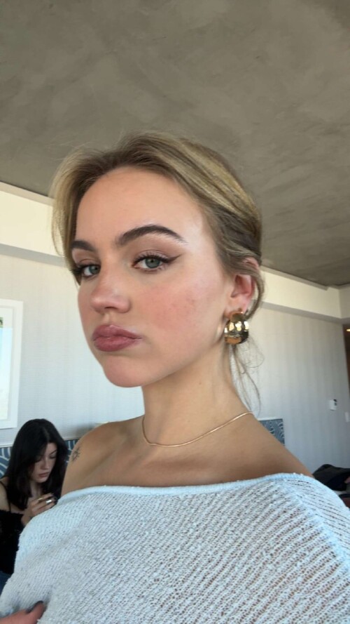 1000202147f7049e8b23ae64ef