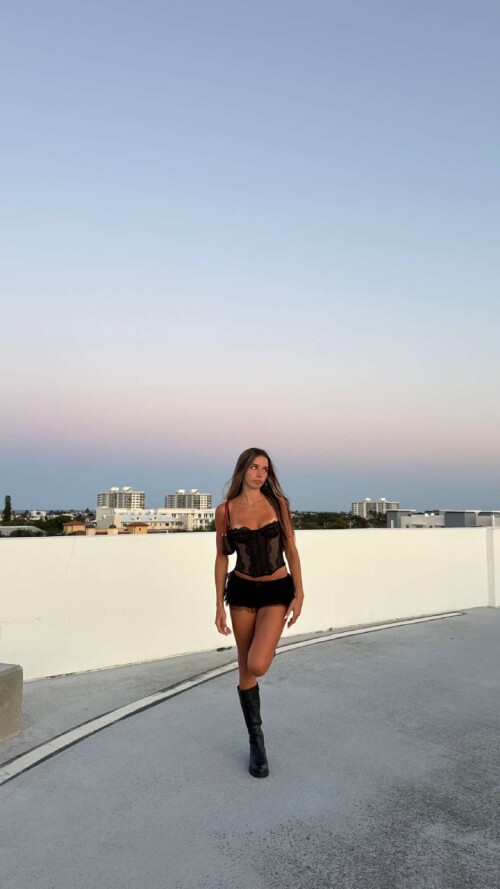 1000206979f2b4e93381475e01