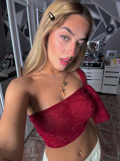 1000208516a7f9a464a580cf6d