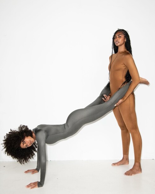 10002085896f9b5b572f54dec1