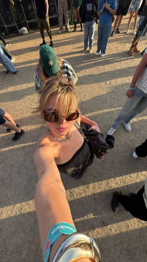 1000208754857f6ebb5d7b2ec6