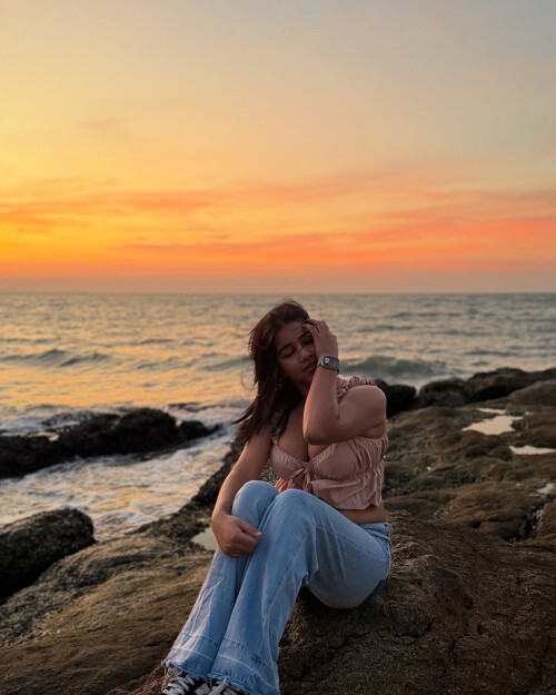 10002108259e579fba55a05cc3