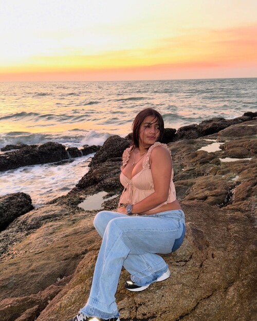 1000210827a27d27c69ffbe78c