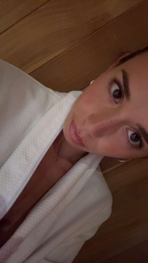 10002186574821221b5248fd70