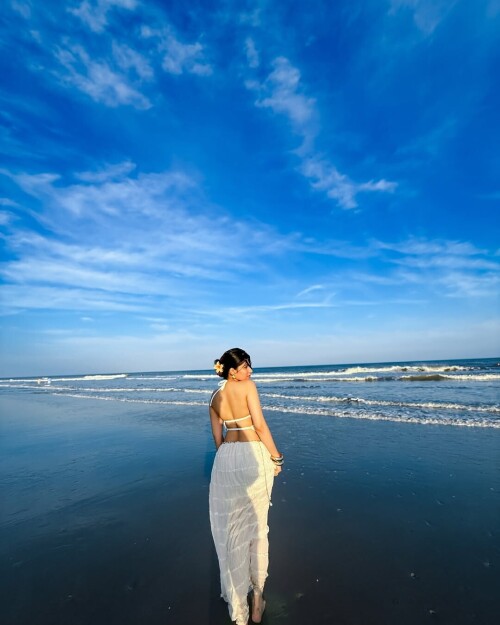 1000219449f9a9636a1e6bbf0d