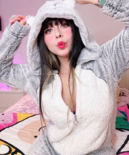 10002200040fc75a8085a83ac0