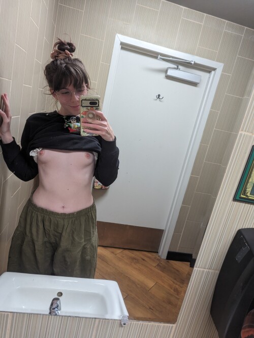 1000220697727f786588ba1c79