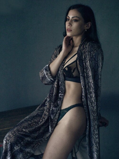 10002224304254f8602a126307