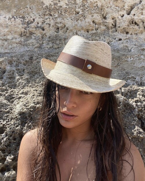 1000222611f91bdebee1f3ff99