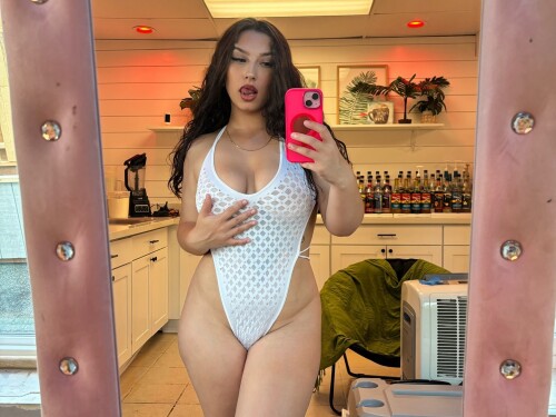 1000224837c83acb7a36c7b7ac