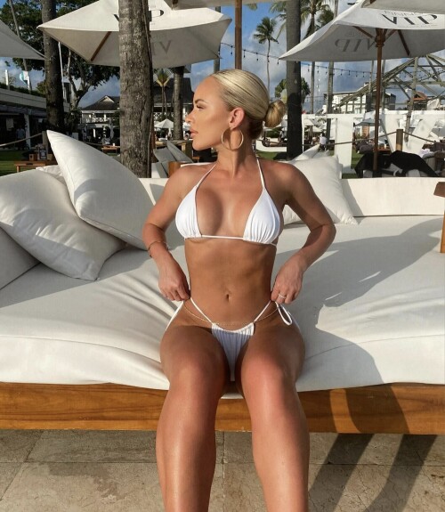 1000224914a8b05935ccad7d2a