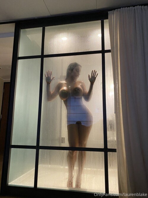 1000233258457d44c3e356064d