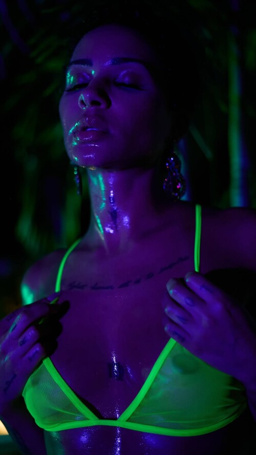 10002342835115cc58cb905ebd