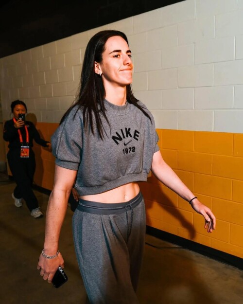 10002373682b56d517379304f3