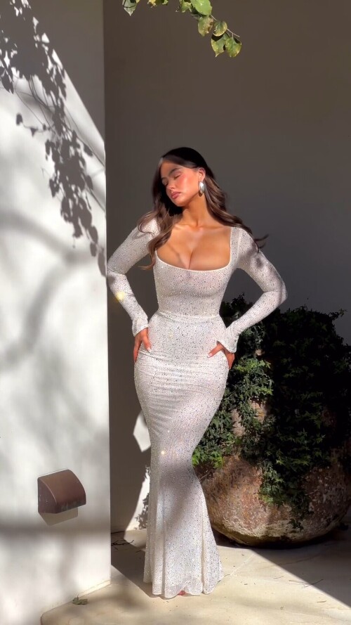 1000239334a3dbf6fff60f5990