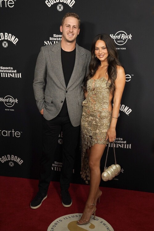 1000240487c7e214551e81ac9b