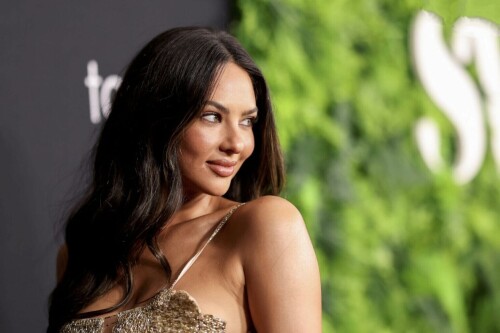 1000240499538743711fe356b4