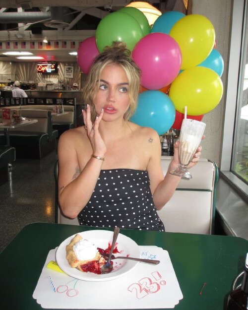 1000249637cbe36635ca0aefa7