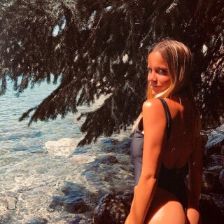 1000251287729daf1388f62386