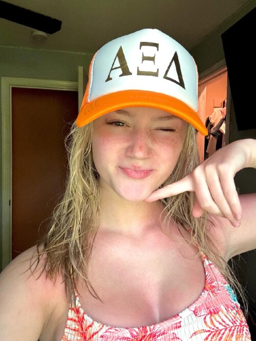 10002534770d796414fb7fc9a6