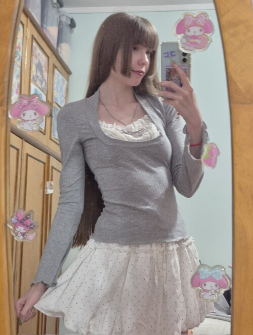 1000260787e5fa5c85d51813dc