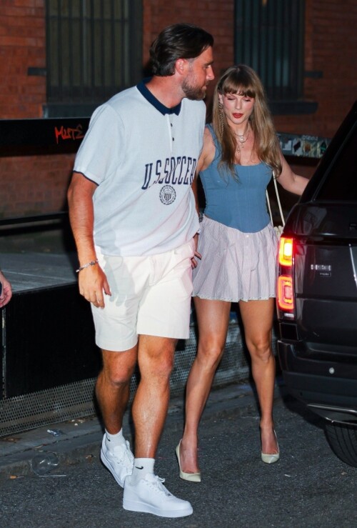 1000271923236c566d2ff7c84f