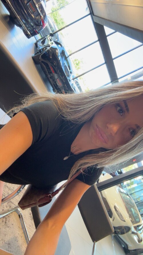 100027583692f317f98e966273