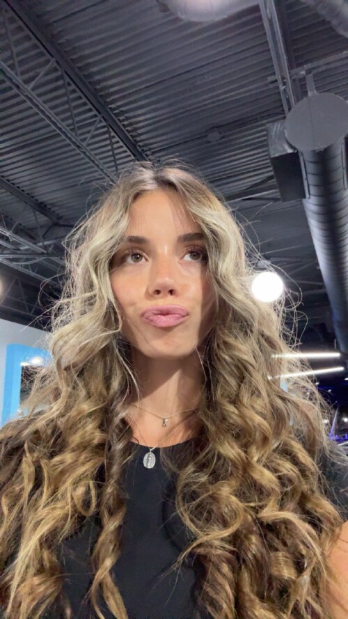 1000275845b4c17c3ebebbf3f8