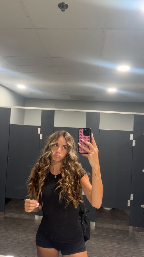 1000275846cb4fc04df54dd5b2