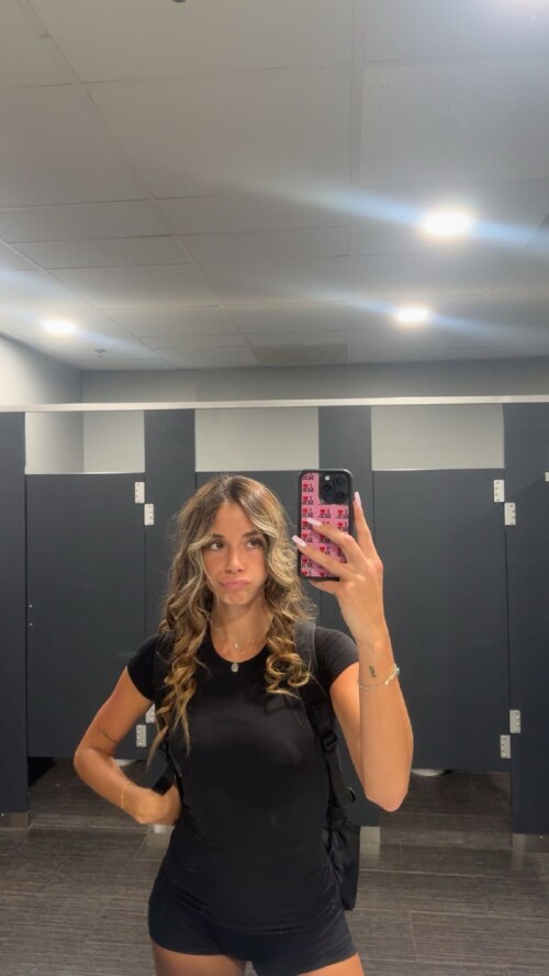 1000275847dd27a3f8169fc625